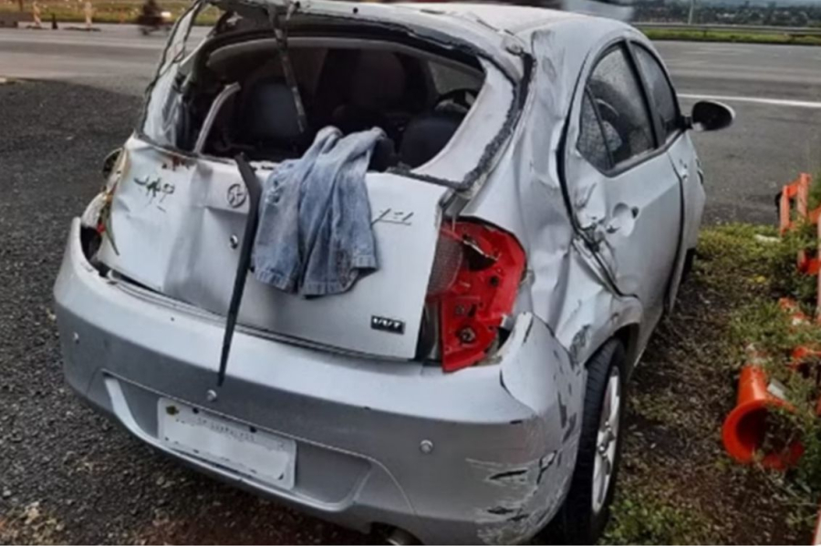 Motorista tem carro furtado ao parar para ajudar vítimas de acidente na BR-153