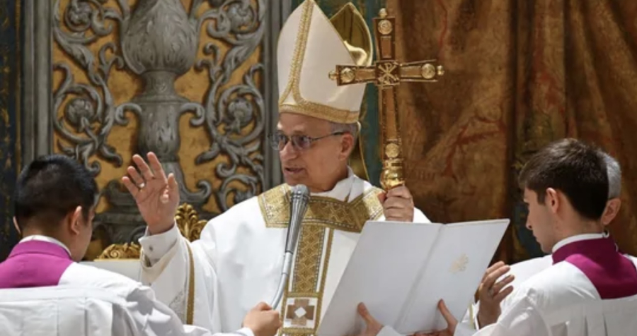 Leão XIV celebra 1ª Missa e diz esperar que igreja ilumine as noites escuras 