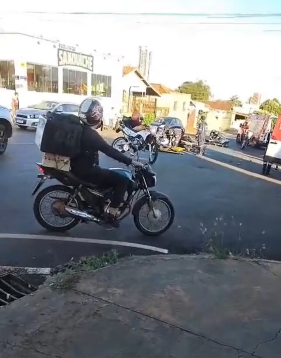 Colisão entre motocicletas deixa dois feridos 